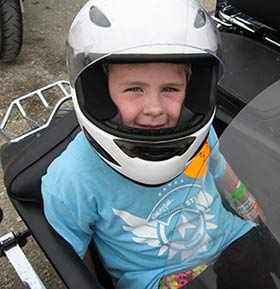 Star Kieleigh helps kick off the Dallas-Fort Worth Ride for Kids.